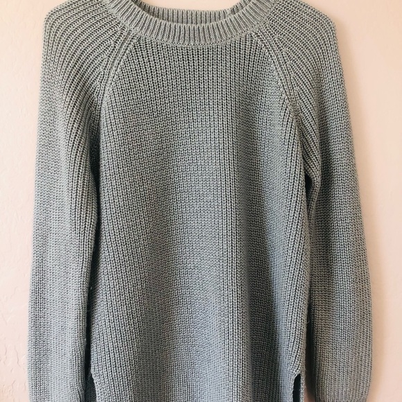 Forever 21 brandy oversized small sage sweater - Picture 2 of 3